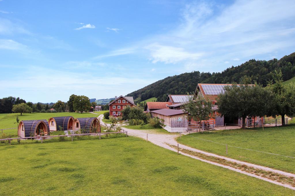 B&B Hofgenuss Ganterschwil Exterior photo